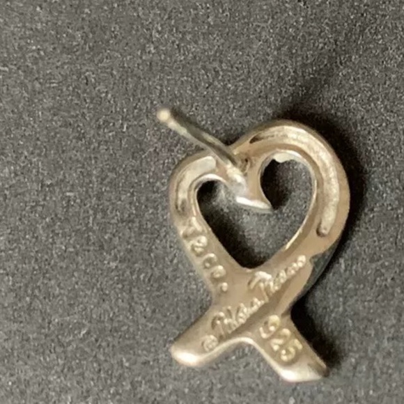 Tiffany&co single Earring. - Picture 2 of 8